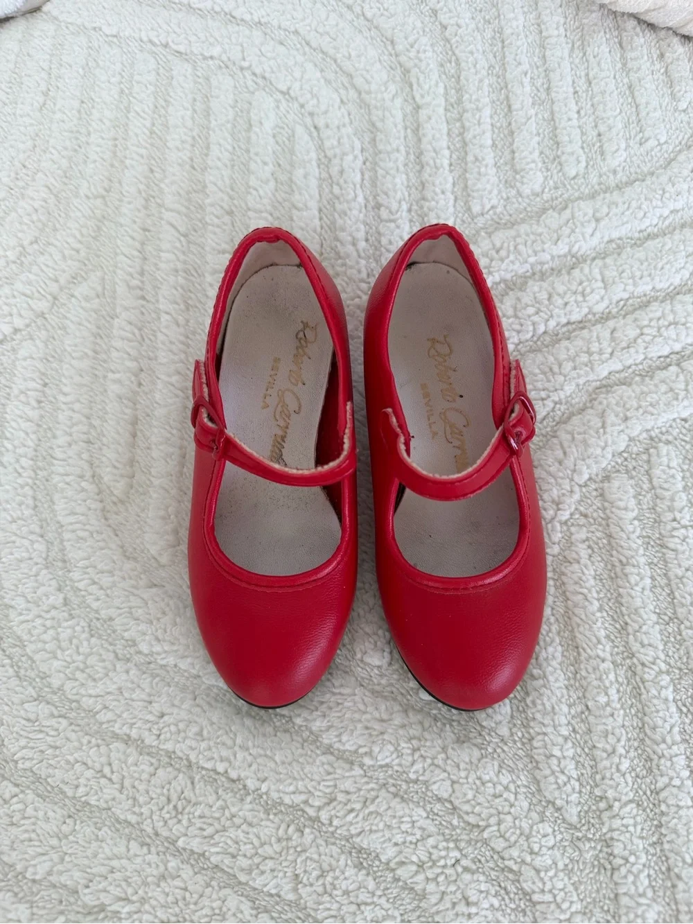 red Mary Jane 👠- Flamenco shoes for kids - size 22 EU -preloved - good condition
